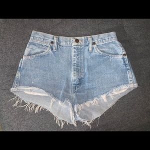 Vintage wrangler cut-off shorts